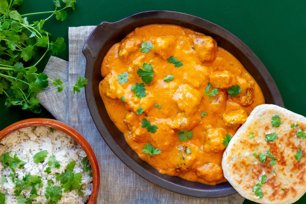 Kanapullat ja tikka masala -kastike