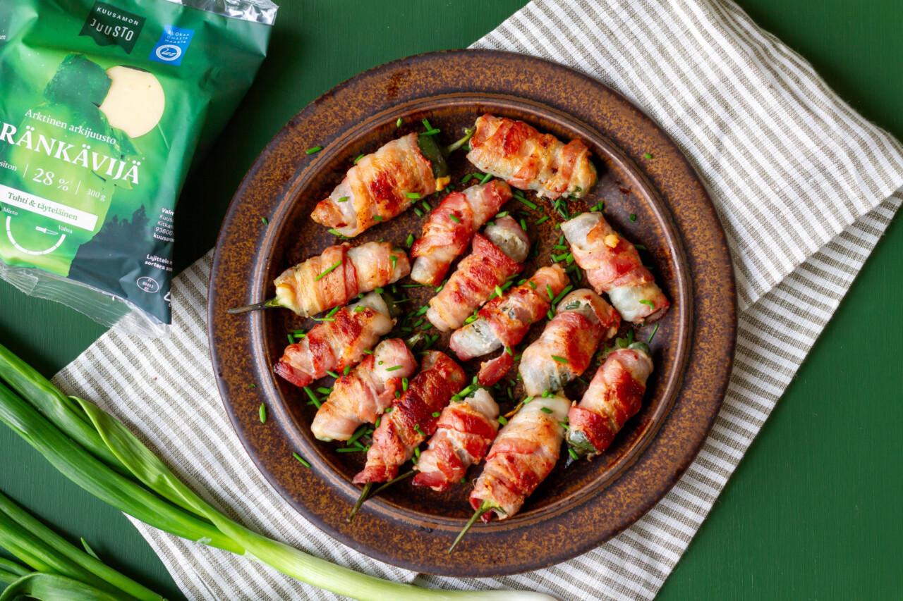 Grillatut jalapenot juustolla